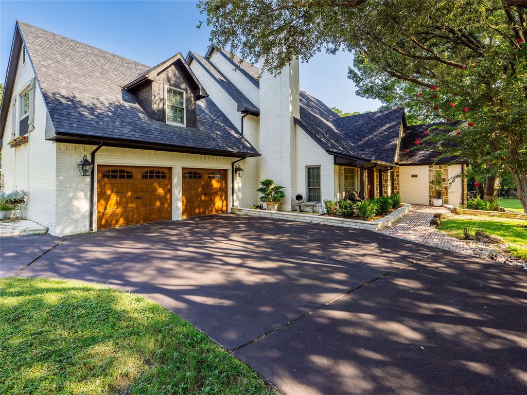 153 Meadowcreek Road, Coppell, TX 75019