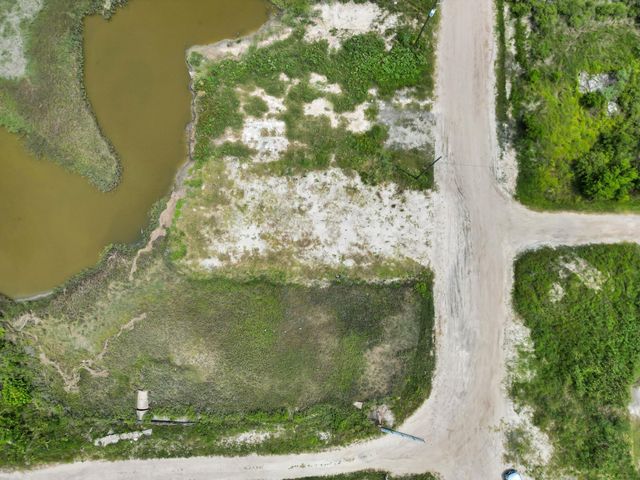 1434 Bahama Lane, Port Bolivar, TX 77650