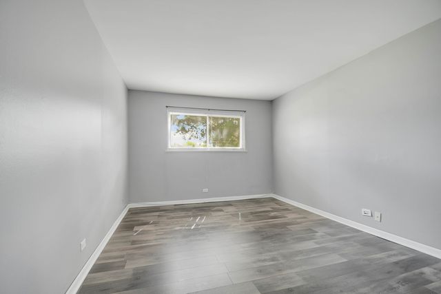 3A KINGERY QUARTER 103, Willowbrook, IL 60527