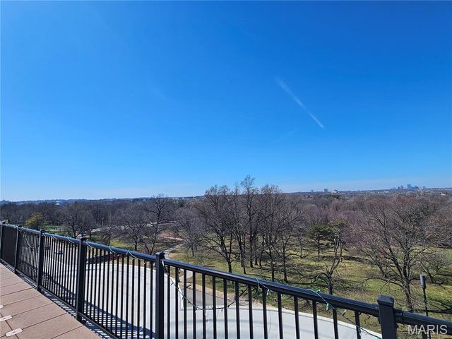 14 N Kingshighway Boulevard 6BS, St Louis, MO 63108