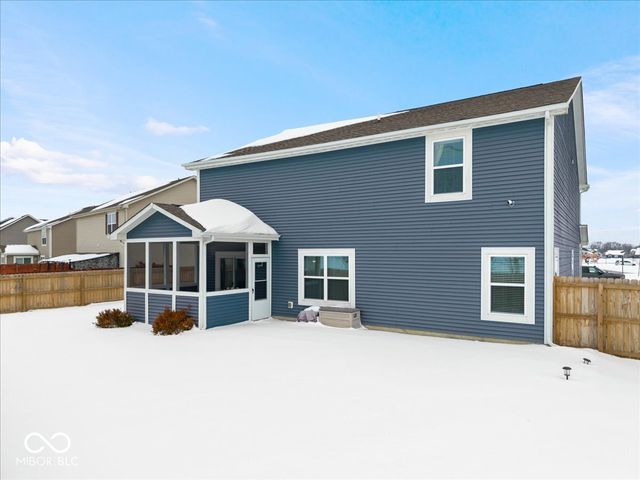 6873 W Cedarwood Circle, Mccordsville, IN 46055