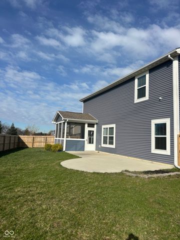 6873 W Cedarwood Circle, Mccordsville, IN 46055