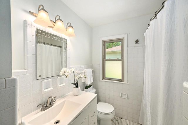 2728 N 90th STREET, Milwaukee, WI 53222