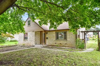 2728 N 90th STREET, Milwaukee, WI 53222