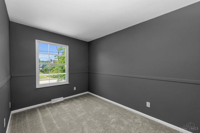6826 Parkland Avenue, Cincinnati, OH 45233