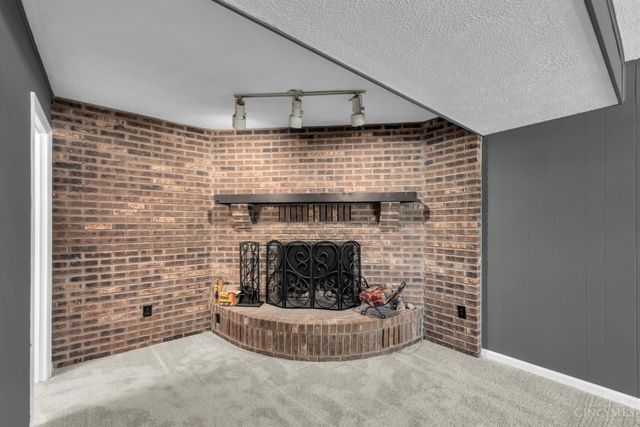 6826 Parkland Avenue, Cincinnati, OH 45233