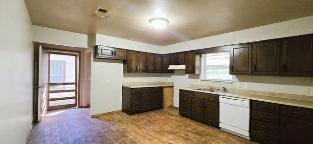 145 NE 11TH, Paris, TX 75460