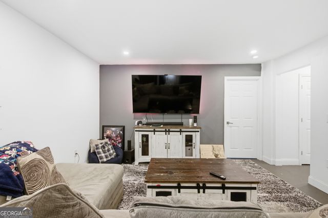 556 Redbud Lane, Mount Airy, GA 30563