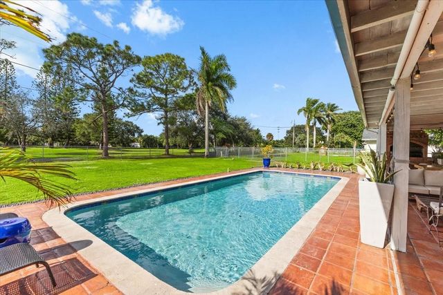 3179 Hoylake Road, Lake Worth, FL 33467