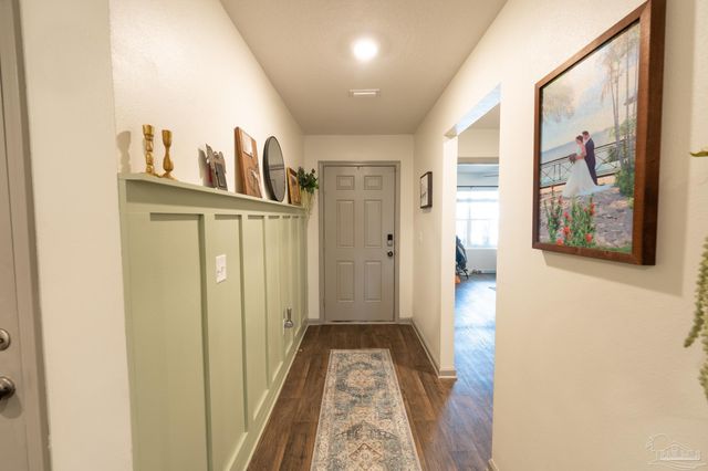 7337 Lakeside Oak Ct, Pensacola, FL 32526