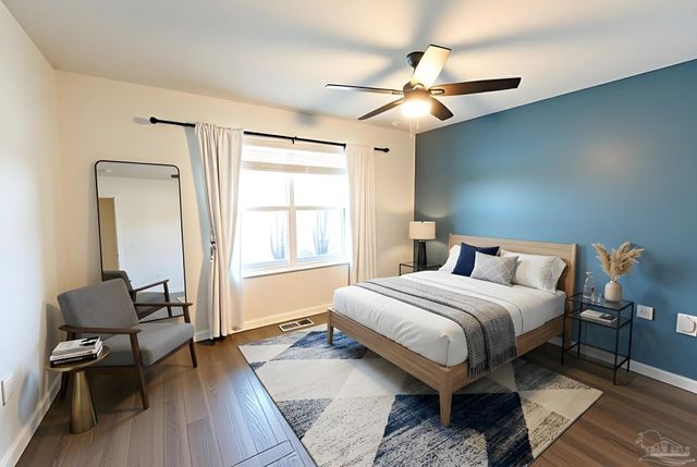 7337 Lakeside Oak Ct, Pensacola, FL 32526