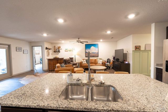 7337 Lakeside Oak Ct, Pensacola, FL 32526