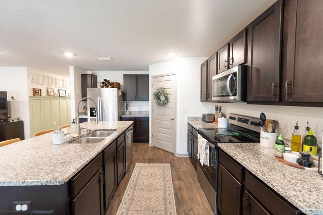 7337 Lakeside Oak Ct, Pensacola, FL 32526