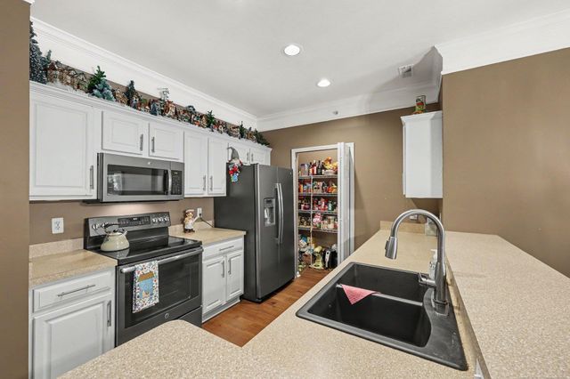 34604 Northrup Drive, Chesterfield Twp, MI 48047