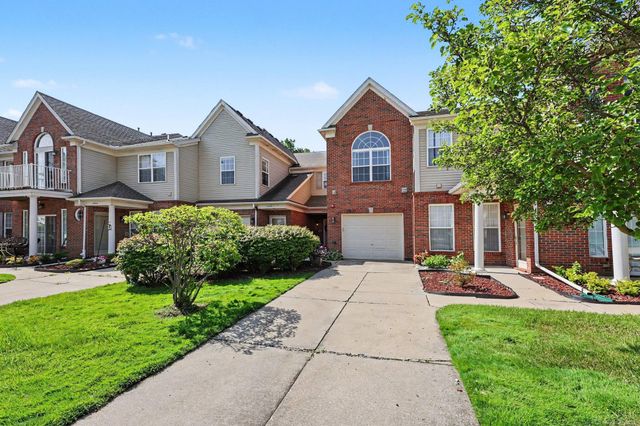 34604 Northrup Drive, Chesterfield Twp, MI 48047