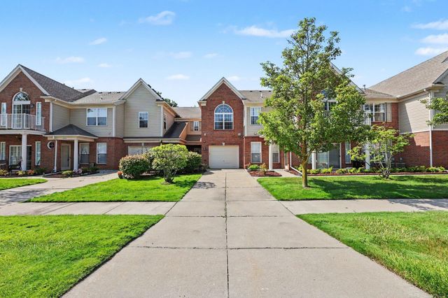 34604 Northrup Drive, Chesterfield Twp, MI 48047