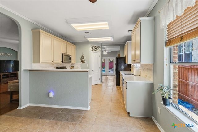 792 San Luis, New Braunfels, TX 78132