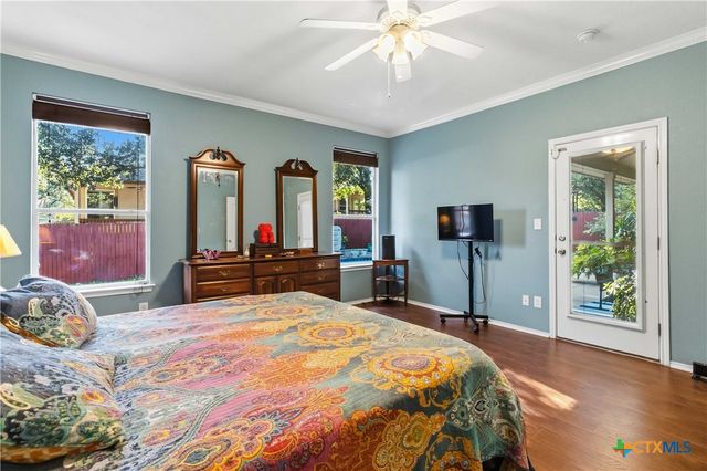 792 San Luis, New Braunfels, TX 78132