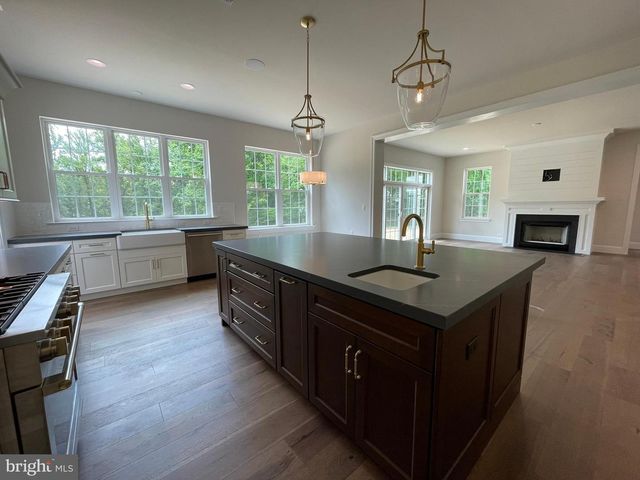 101 BURNT MILL CIR, Chadds Ford, PA 19317
