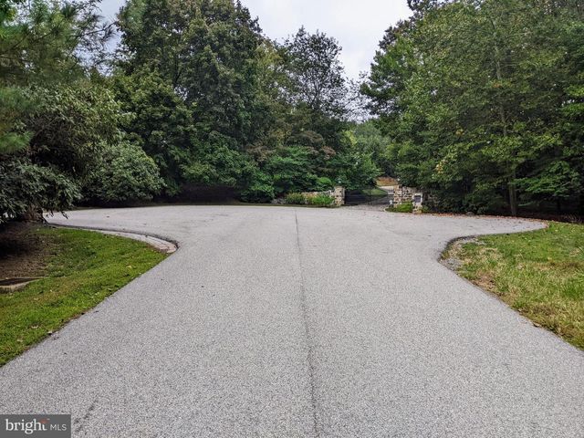101 BURNT MILL CIR, Chadds Ford, PA 19317