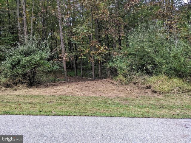 101 BURNT MILL CIR, Chadds Ford, PA 19317