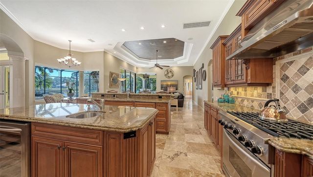 8864 ENCLAVE COURT, Sarasota, FL 34238