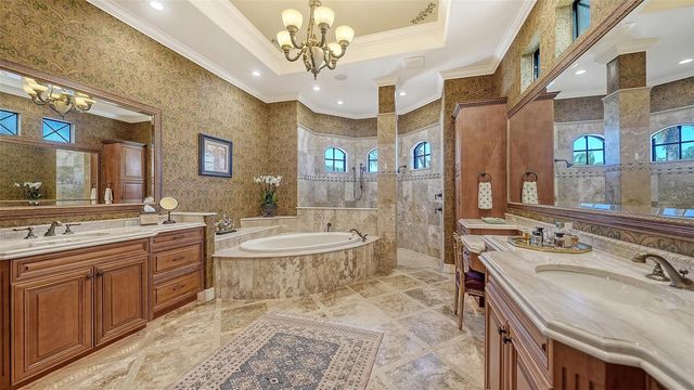 8864 ENCLAVE COURT, Sarasota, FL 34238