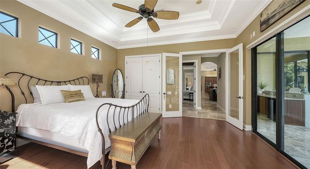 8864 ENCLAVE COURT, Sarasota, FL 34238