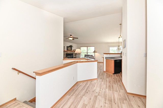 5625 Eagle Point DRIVE, Racine, WI 53406