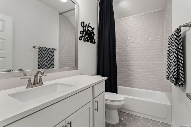 1172 Cadogan Squire, San Antonio, TX 78260