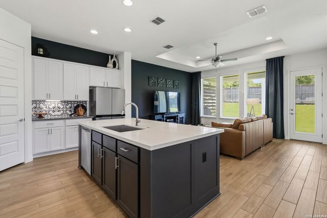 1172 Cadogan Squire, San Antonio, TX 78260