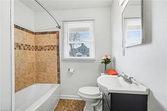 512 Garrett Street, Greensboro, NC 27406