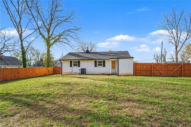 512 Garrett Street, Greensboro, NC 27406