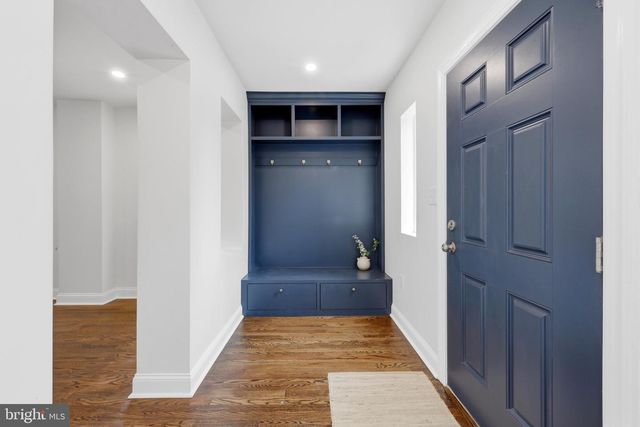 7121 GUYER AVE, Philadelphia, PA 19153