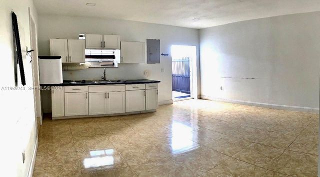 14855 SW 174th St 1, Miami, FL 33187