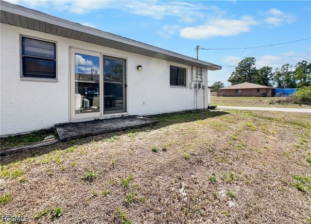 2704 Owen AVE, Lehigh Acres, FL 33973