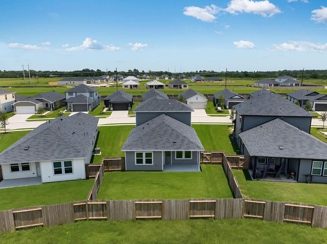 18015 Lasso Mills Drive, Hockley, TX 77447