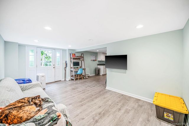 25 Rosedale Road, Sound Beach, NY 11789