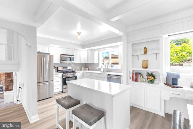 105 GARY DR, Hamilton, NJ 08690