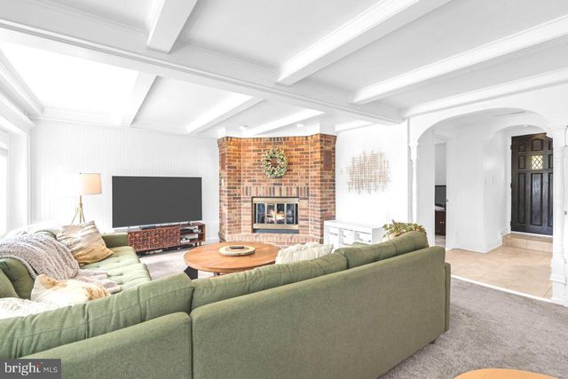 105 GARY DR, Hamilton, NJ 08690
