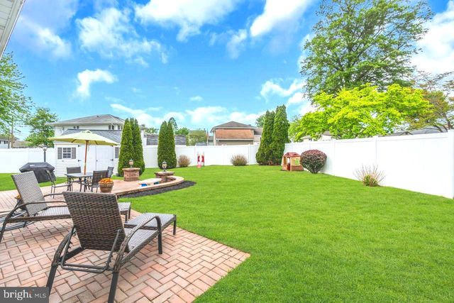 105 GARY DR, Hamilton, NJ 08690