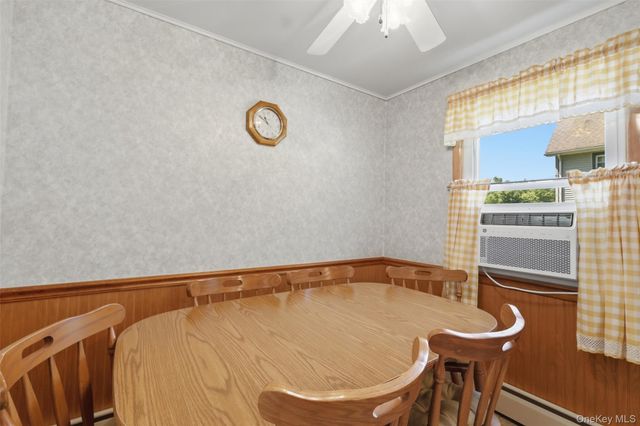 1233 County Route 12, New Hampton, NY 10958