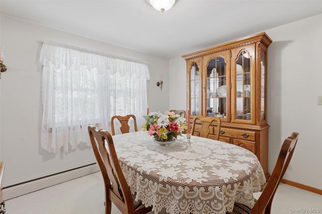 1233 County Route 12, New Hampton, NY 10958