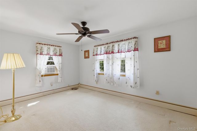1233 County Route 12, New Hampton, NY 10958