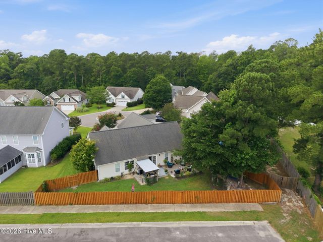 7606 Quail Woods Road, Wilmington, NC 28411
