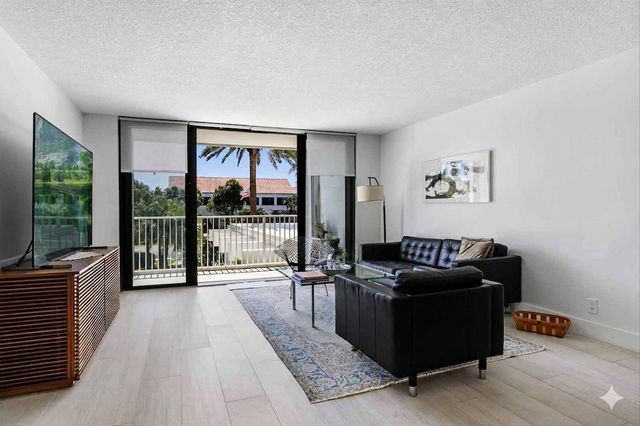 2860 S Ocean Boulevard 216, Palm Beach, FL 33480