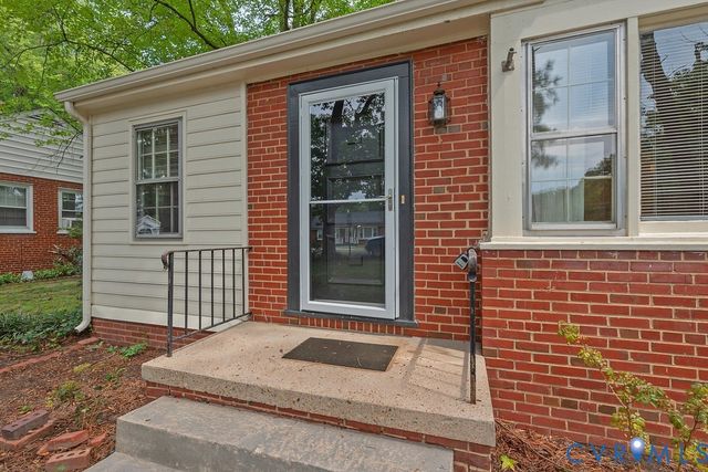 9000 Sparrow Dr, Henrico, VA 23229