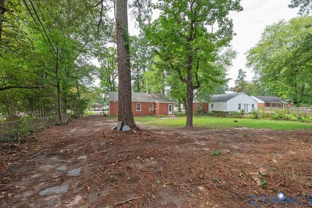 9000 Sparrow Dr, Henrico, VA 23229