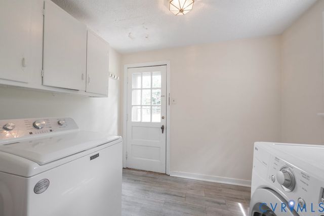 9000 Sparrow Dr, Henrico, VA 23229