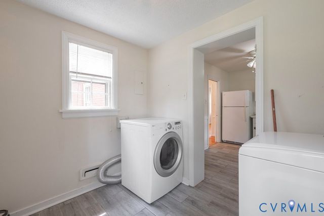 9000 Sparrow Dr, Henrico, VA 23229